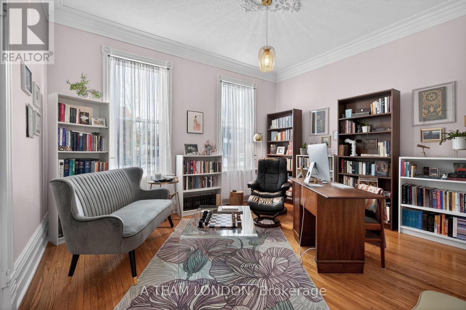 Photo 43 of 50 for 307 Ridout Street S