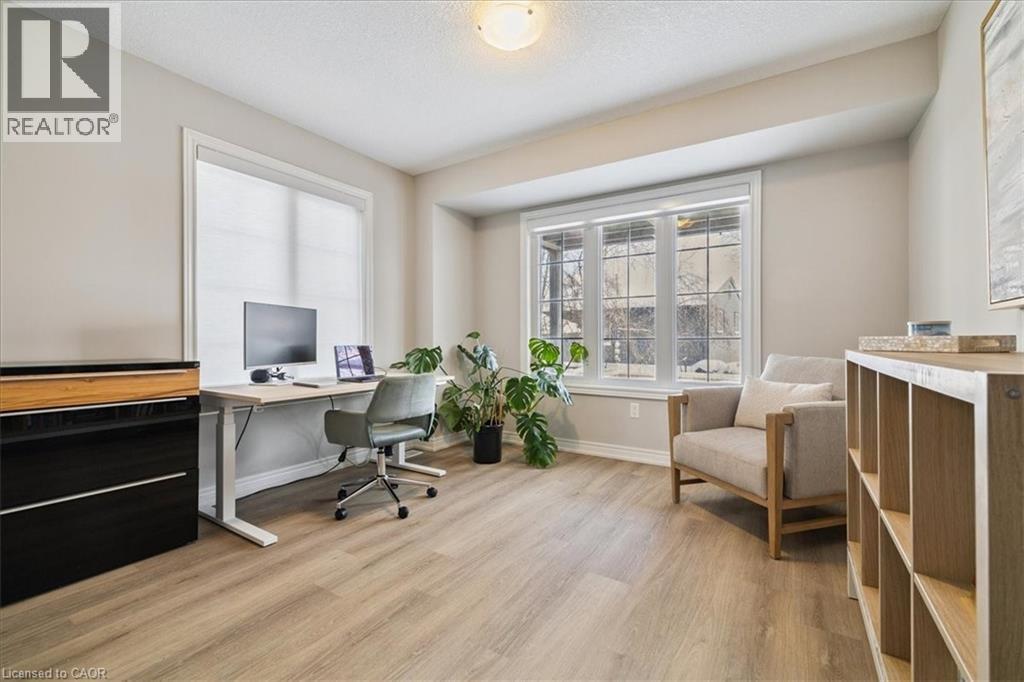 2220 Queensway Drive Unit# 15, Burlington, Ontario  L7R 0E7 - Photo 7 - 40799680