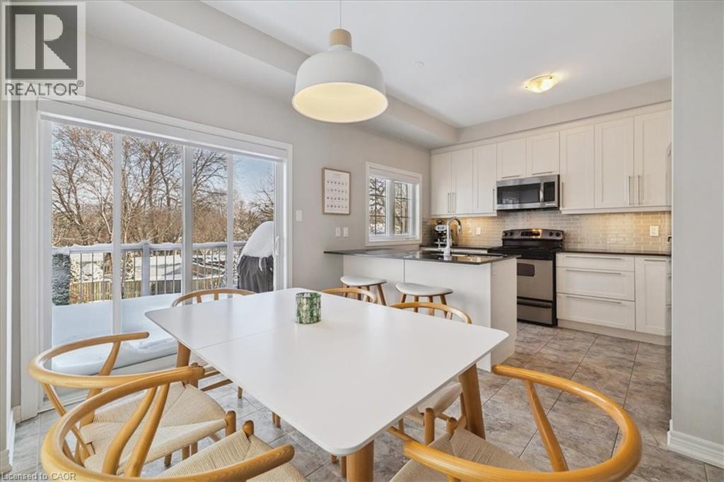 2220 Queensway Drive Unit# 15, Burlington, Ontario  L7R 0E7 - Photo 25 - 40799680