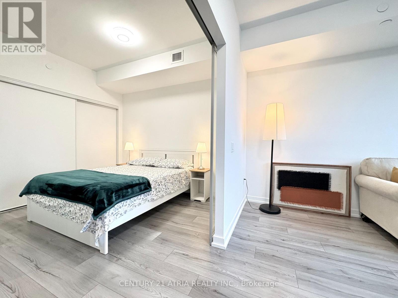 5206 - 395 Bloor Street E, Toronto, Ontario  M4W 0B4 - Photo 8 - C12837920