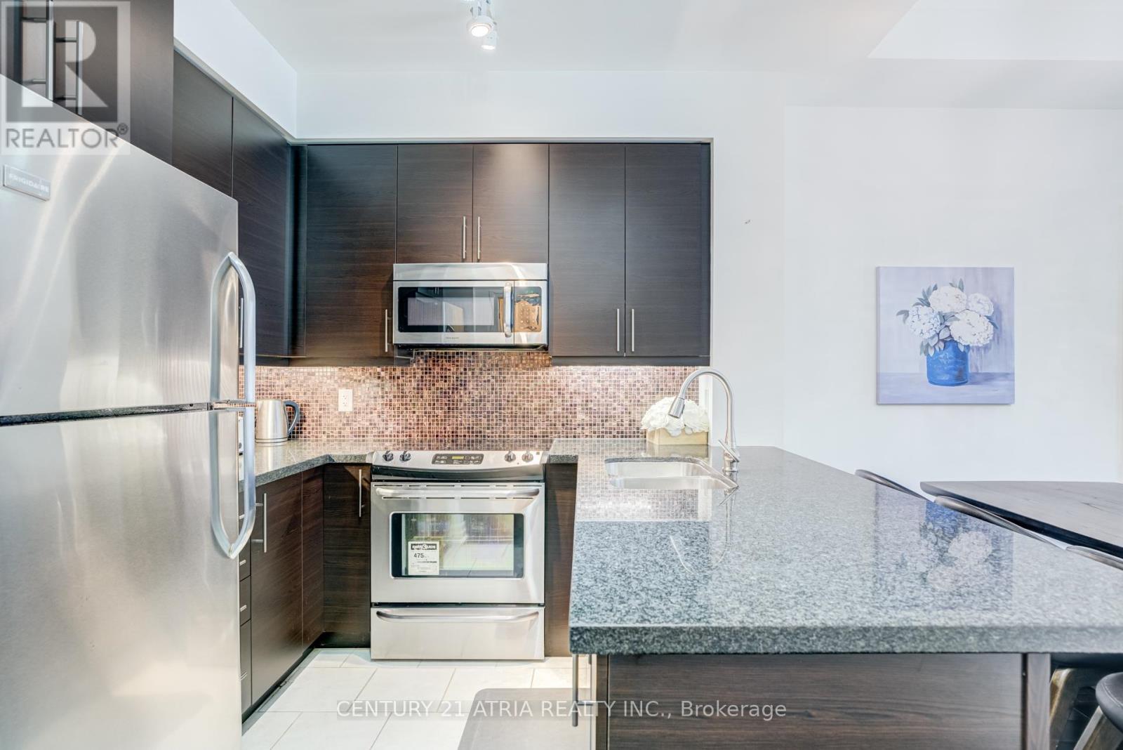 101 - 17 Ruddington Drive, Toronto, Ontario  M2K 0A8 - Photo 6 - C12838034