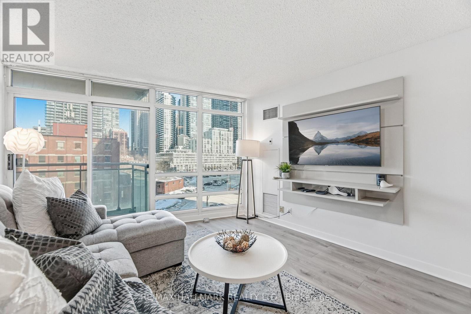 708 - 397 Front Street W, Toronto, Ontario M5V 3S1 - Photo 4 - C12838076