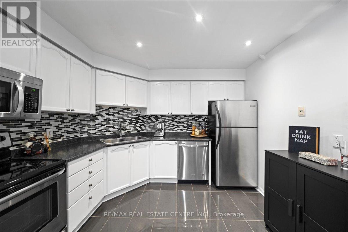 808 - 1400 The Esplanade N, Pickering, Ontario  L1V 6V2 - Photo 16 - E12837982