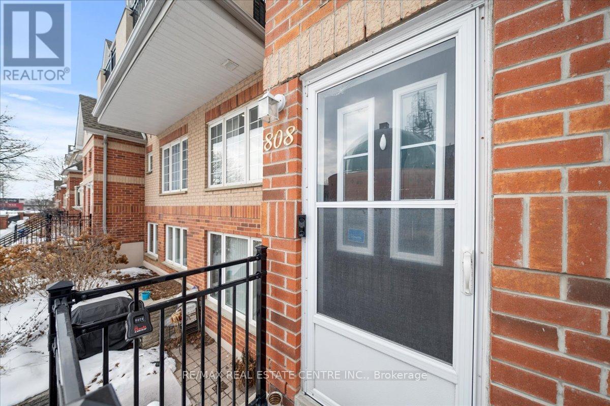 808 - 1400 The Esplanade N, Pickering, Ontario  L1V 6V2 - Photo 4 - E12837982