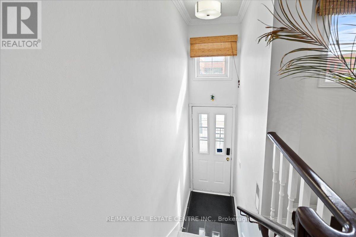 808 - 1400 The Esplanade N, Pickering, Ontario  L1V 6V2 - Photo 6 - E12837982