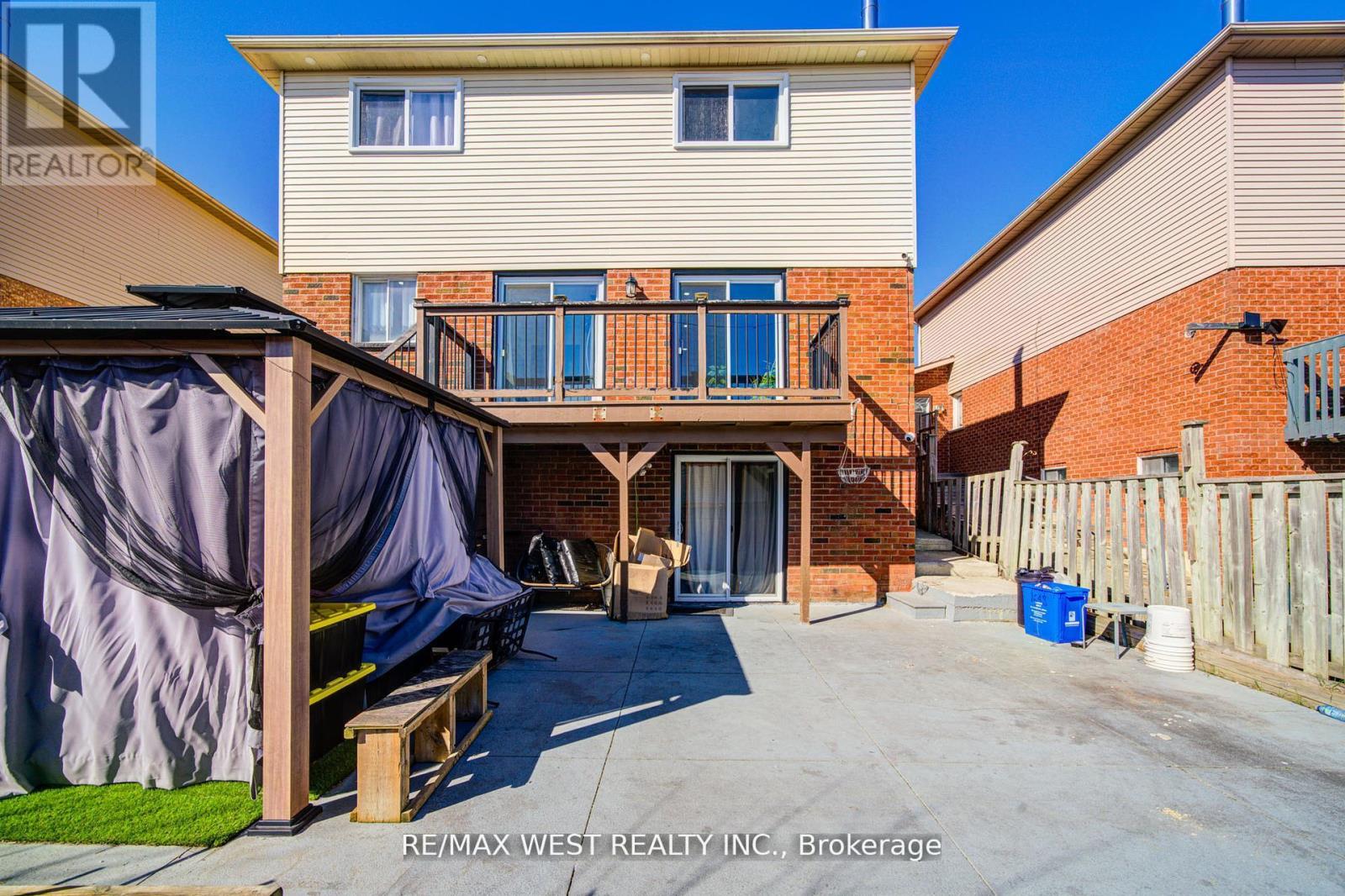 1648 Pepperwood Gate, Pickering (Brock Ridge), Ontario  L1X 2K3 - Photo 25 - E12837994