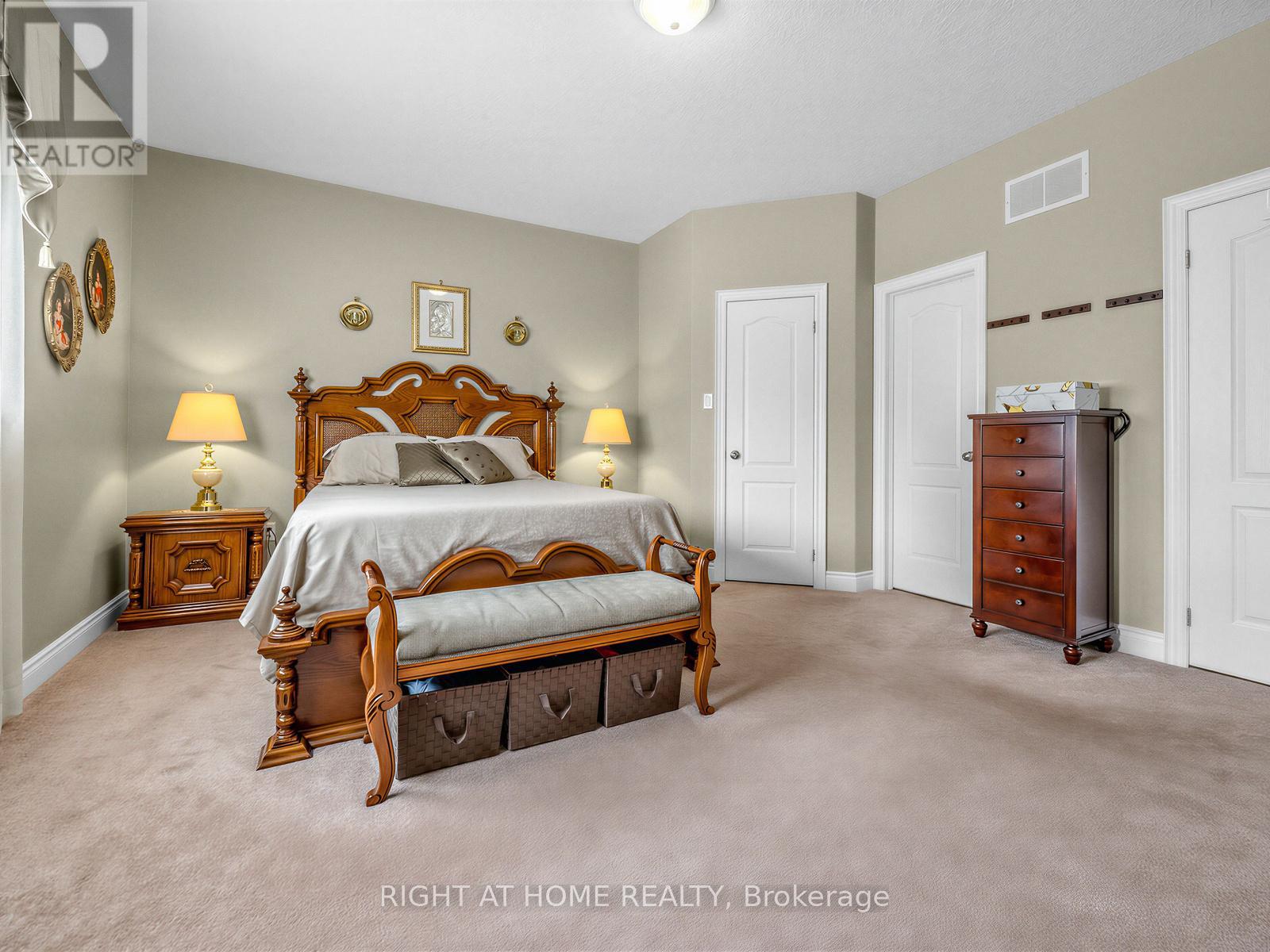 826 Booth Avenue, Innisfil, Ontario  L9S 0A7 - Photo 23 - N12837926