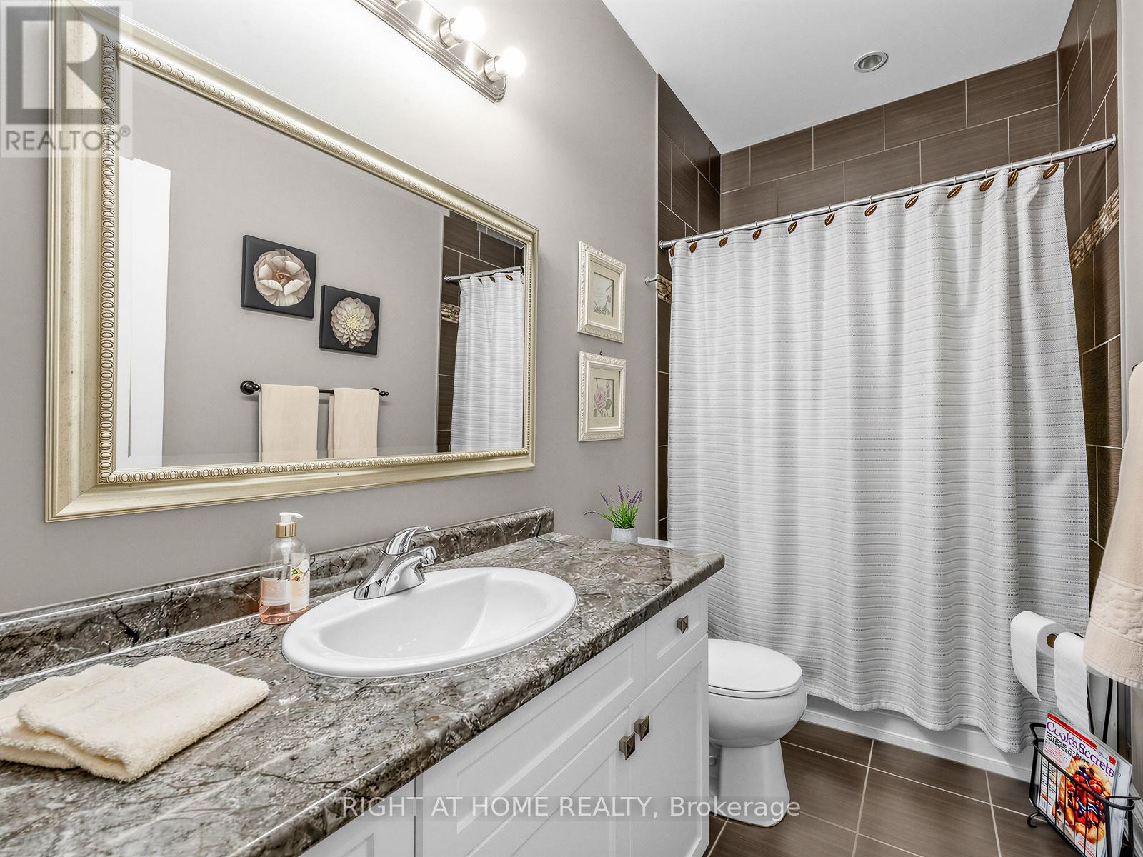 826 Booth Avenue, Innisfil, Ontario  L9S 0A7 - Photo 27 - N12837926