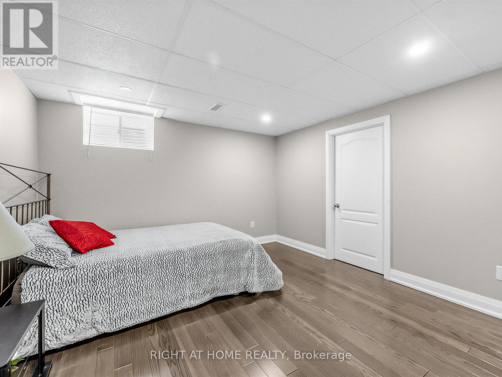 826 Booth Avenue, Innisfil, Ontario  L9S 0A7 - Photo 33 - N12837926