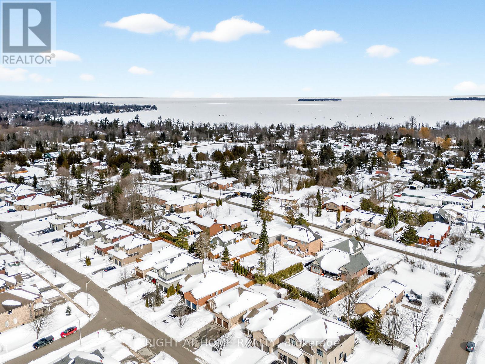 826 Booth Avenue, Innisfil, Ontario  L9S 0A7 - Photo 41 - N12837926