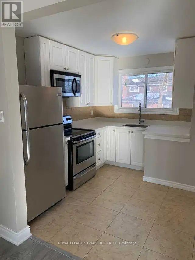 1 - 438 Bonita Crescent, Richmond Hill, Ontario  L4C 3N1 - Photo 2 - N12837946