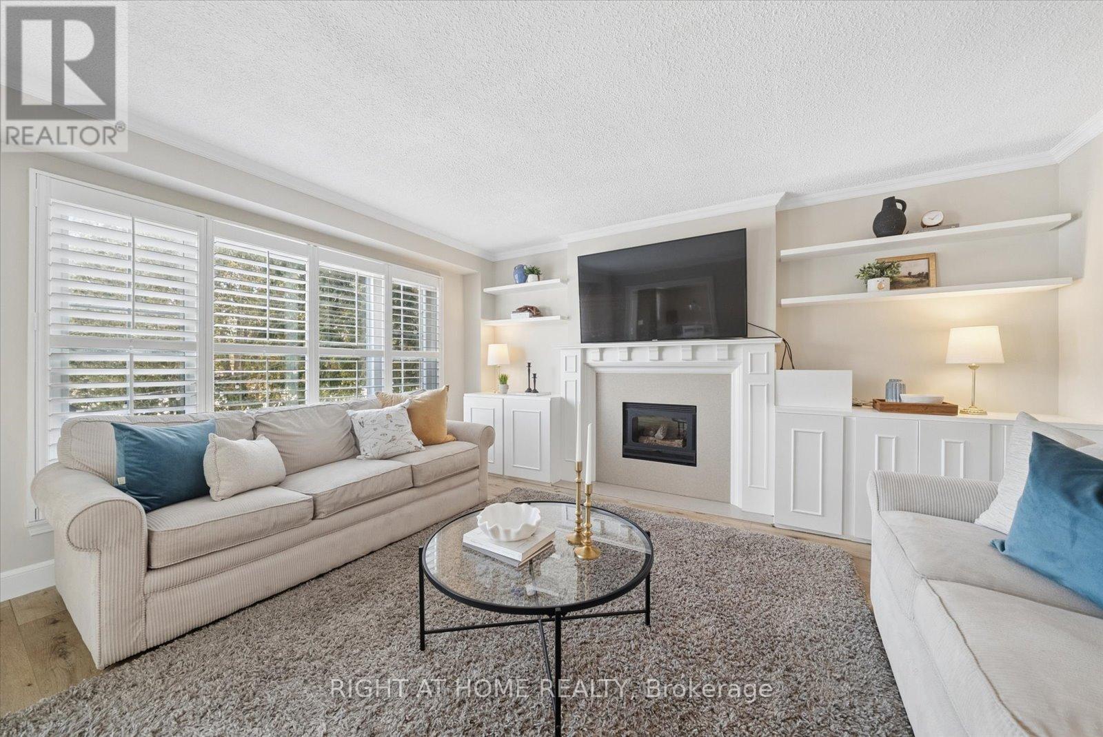 7 Banbury Court, Aurora, Ontario  L4G 3M8 - Photo 10 - N12837960