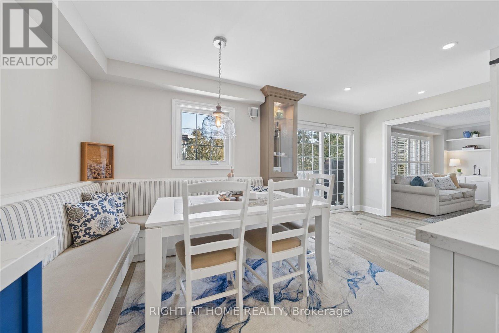 7 Banbury Court, Aurora, Ontario  L4G 3M8 - Photo 7 - N12837960