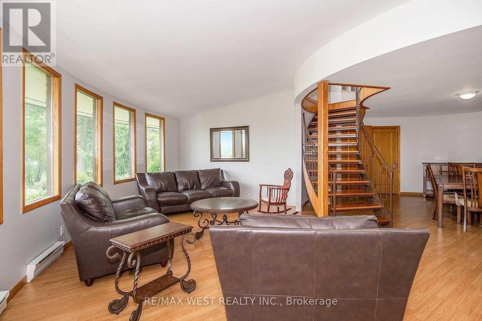 1065 Concession 8 Road, Adjala-Tosorontio, Ontario  L0G 1W0 - Photo 3 - N12837966