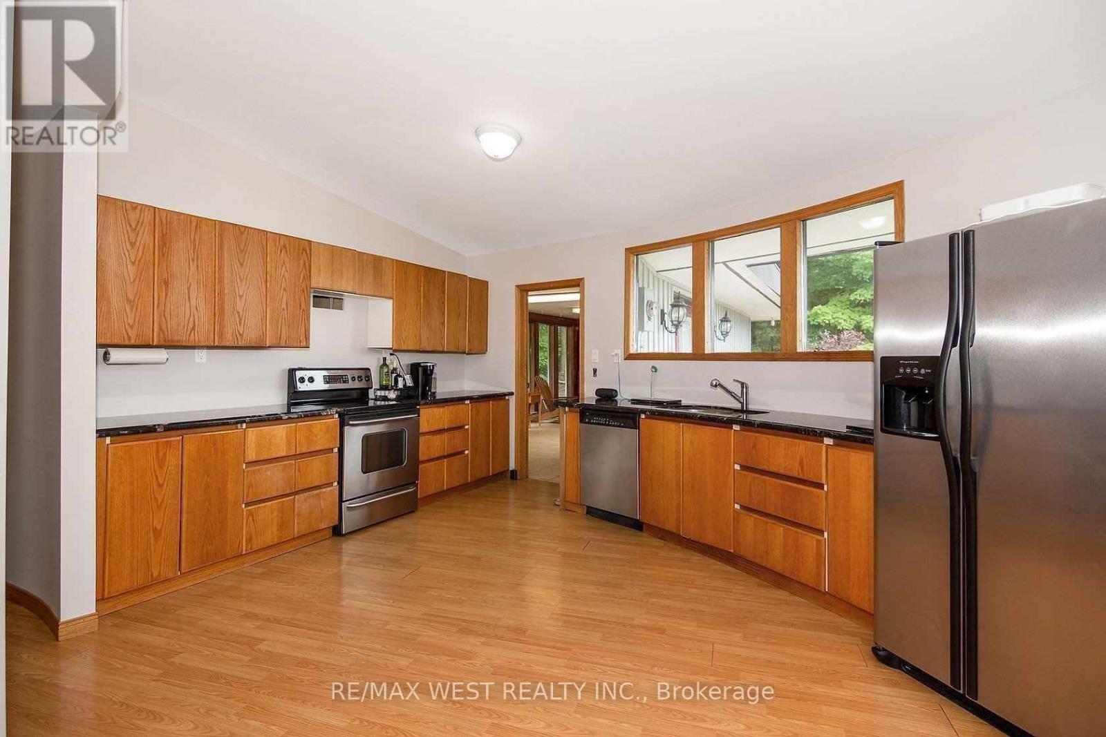 1065 Concession 8 Road, Adjala-Tosorontio, Ontario  L0G 1W0 - Photo 5 - N12837966