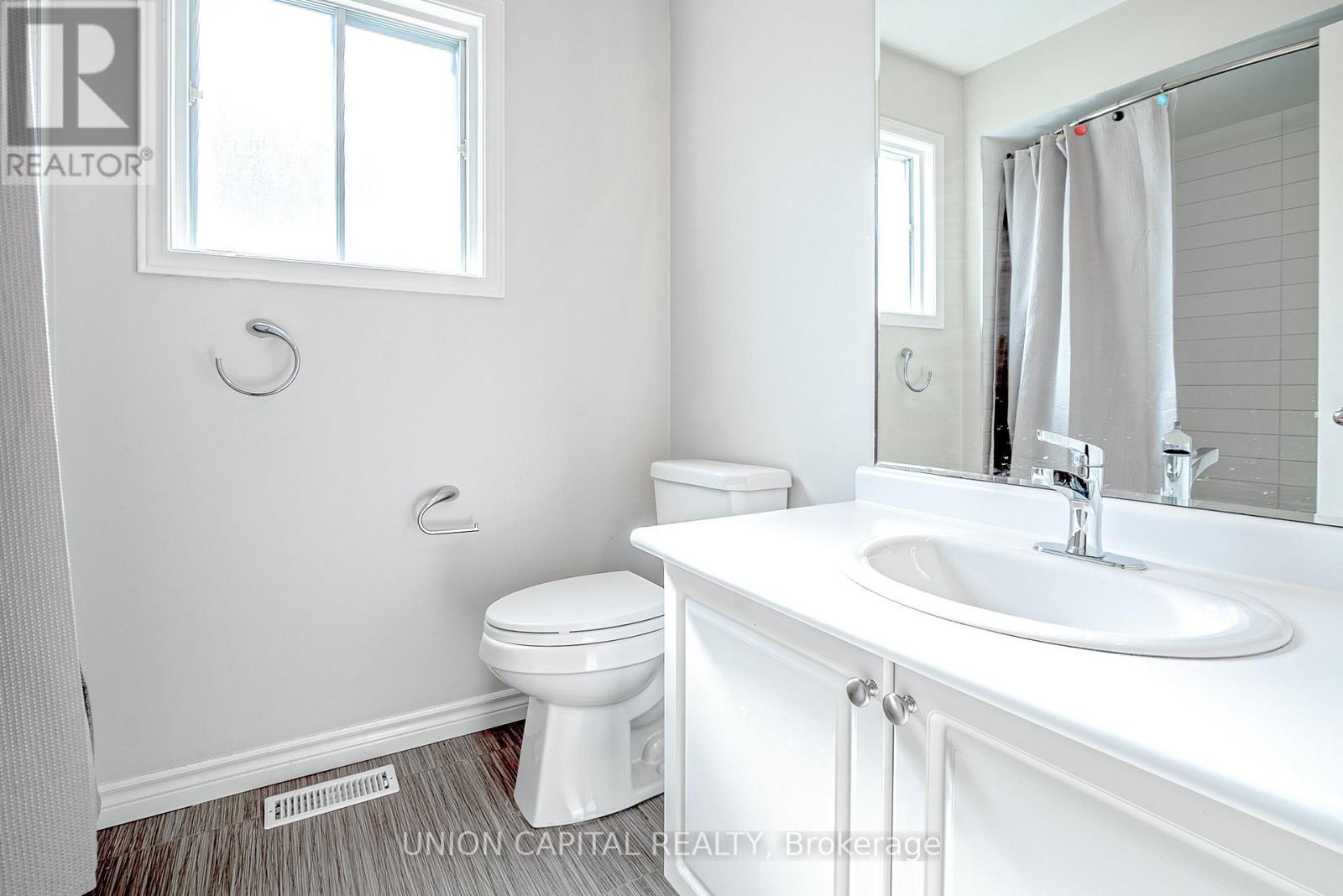 88 - 123 Pinedale Gate, Vaughan, Ontario  L4L 8X3 - Photo 16 - N12837990