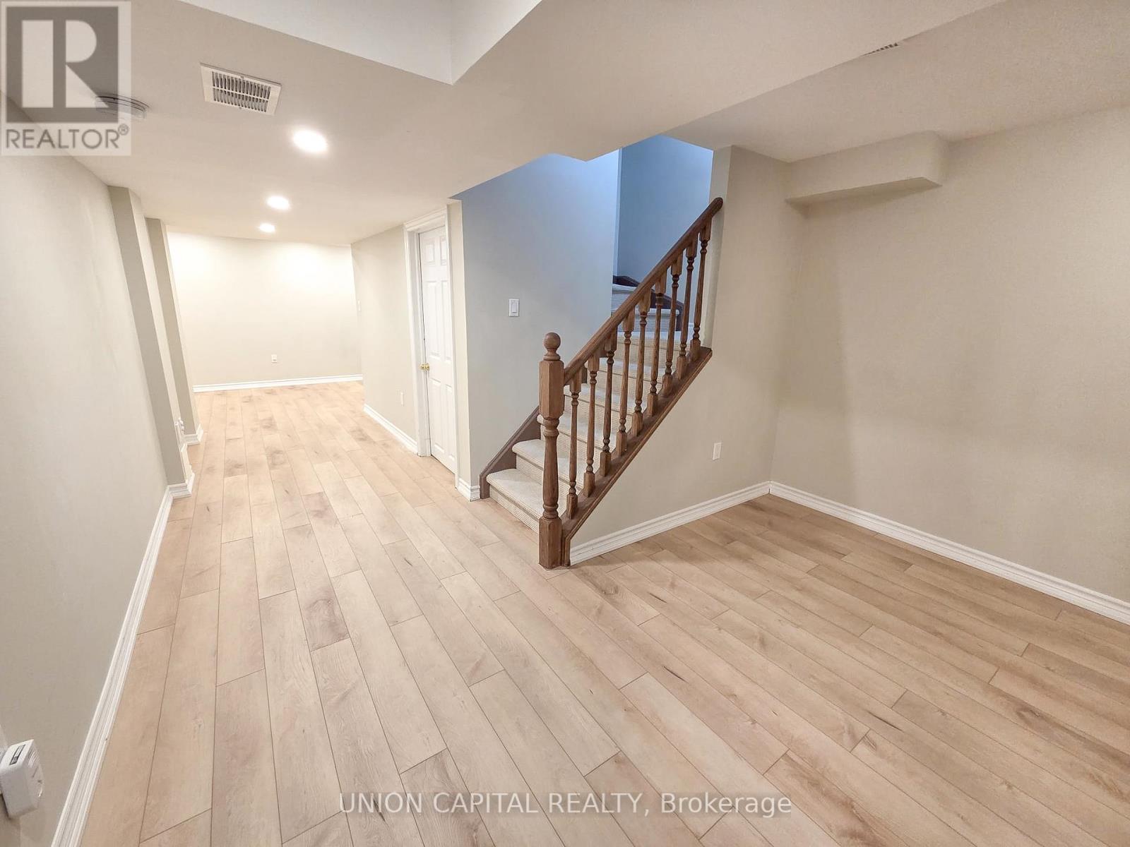 88 - 123 Pinedale Gate, Vaughan, Ontario  L4L 8X3 - Photo 21 - N12837990