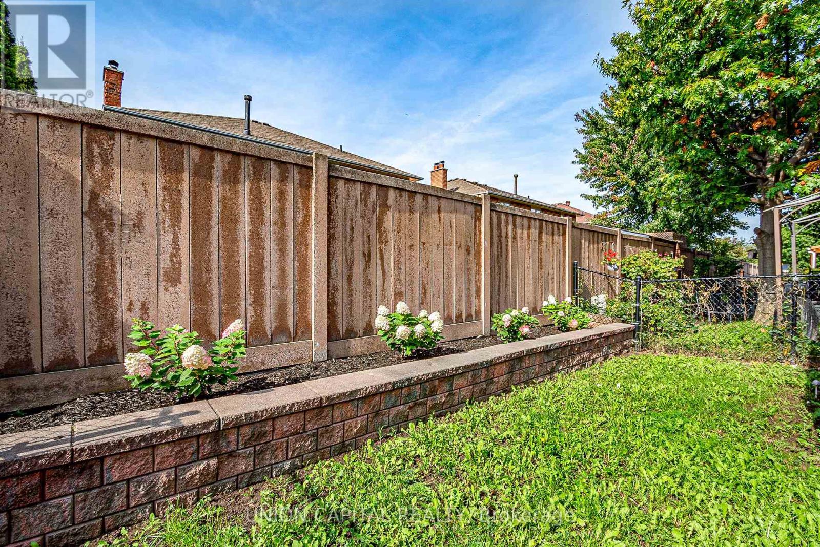 88 - 123 Pinedale Gate, Vaughan, Ontario  L4L 8X3 - Photo 26 - N12837990