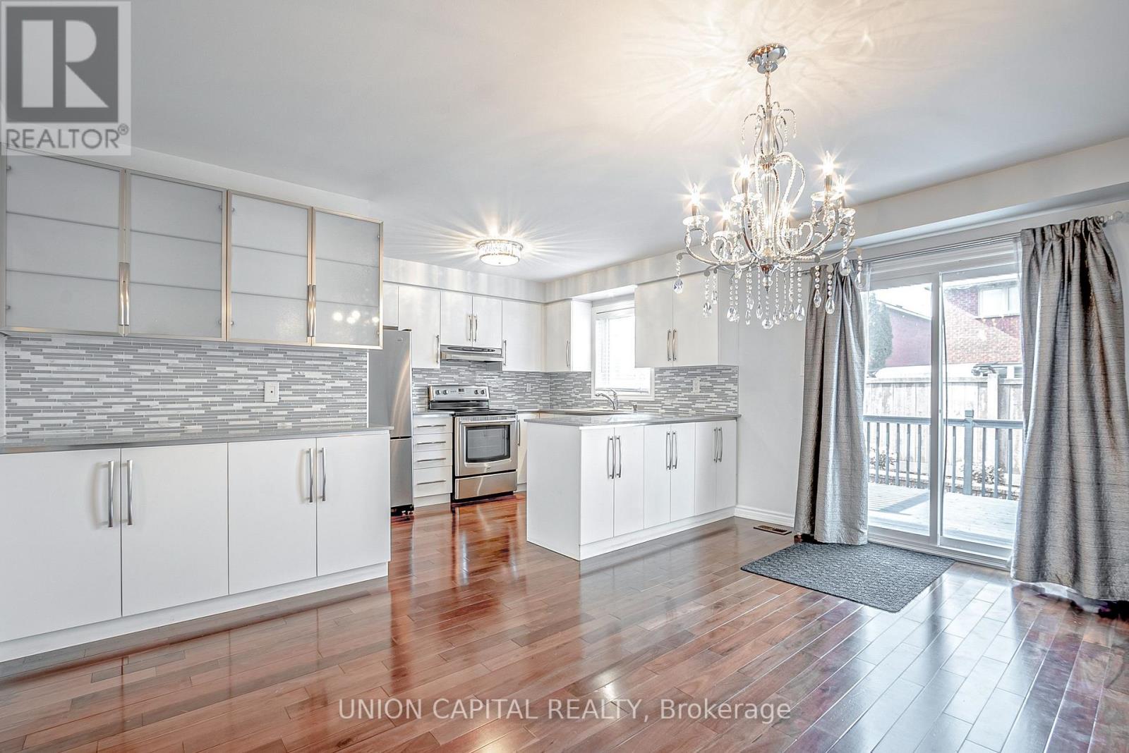 88 - 123 Pinedale Gate, Vaughan, Ontario  L4L 8X3 - Photo 7 - N12837990