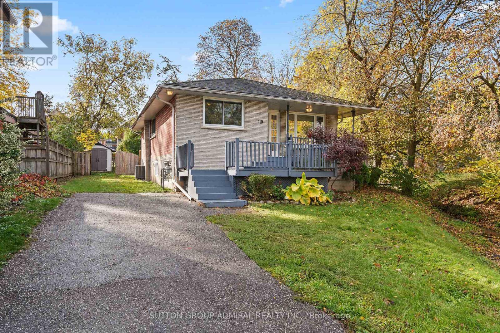 110 Cumberland Street, Barrie, Ontario  L4N 2P7 - Photo 2 - S12837996