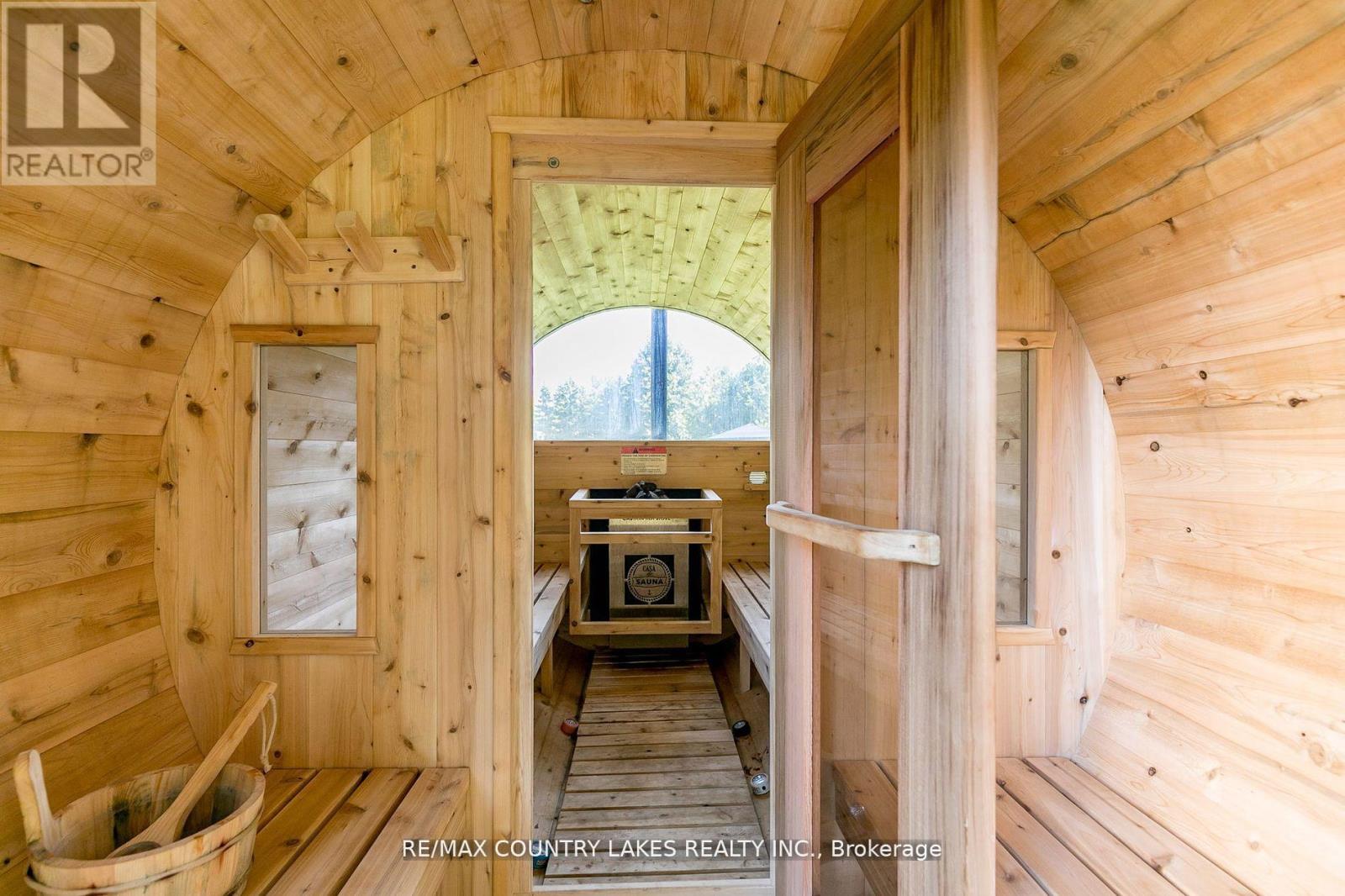 47 Lake Avenue, Ramara, Ontario  L0K 1B0 - Photo 31 - S12838006