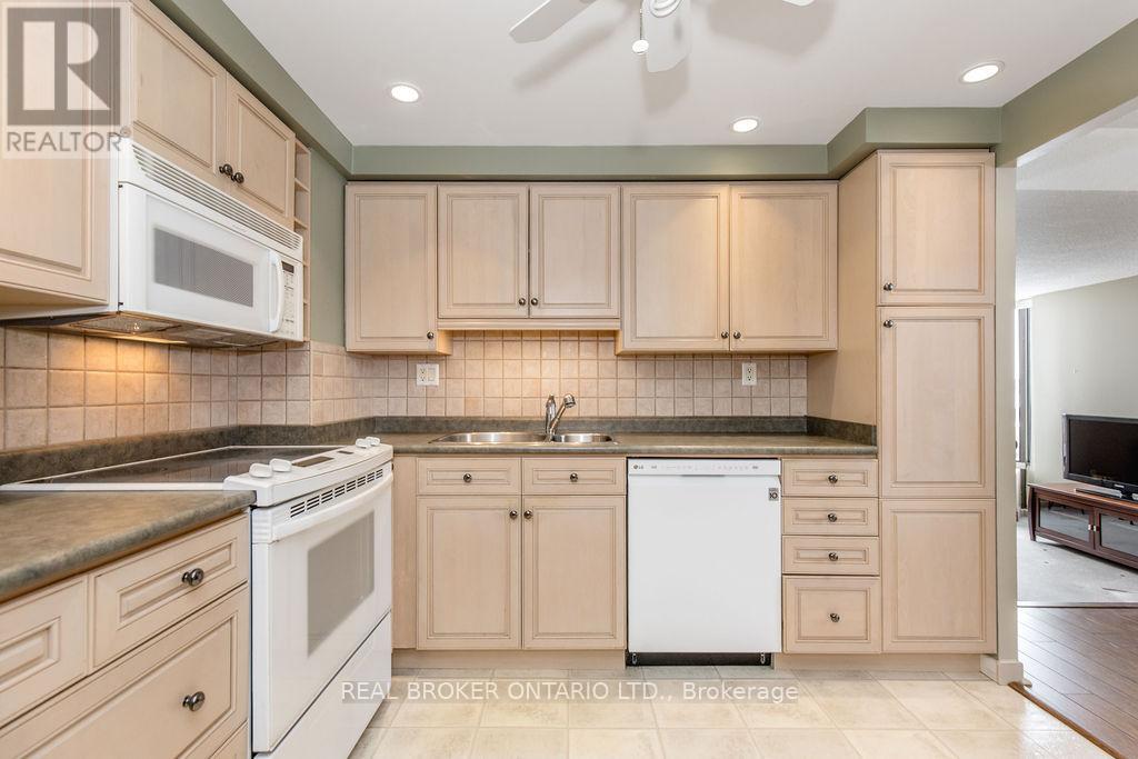 208 - 181 Collier Street, Barrie, Ontario  L4M 5L6 - Photo 23 - S12838090