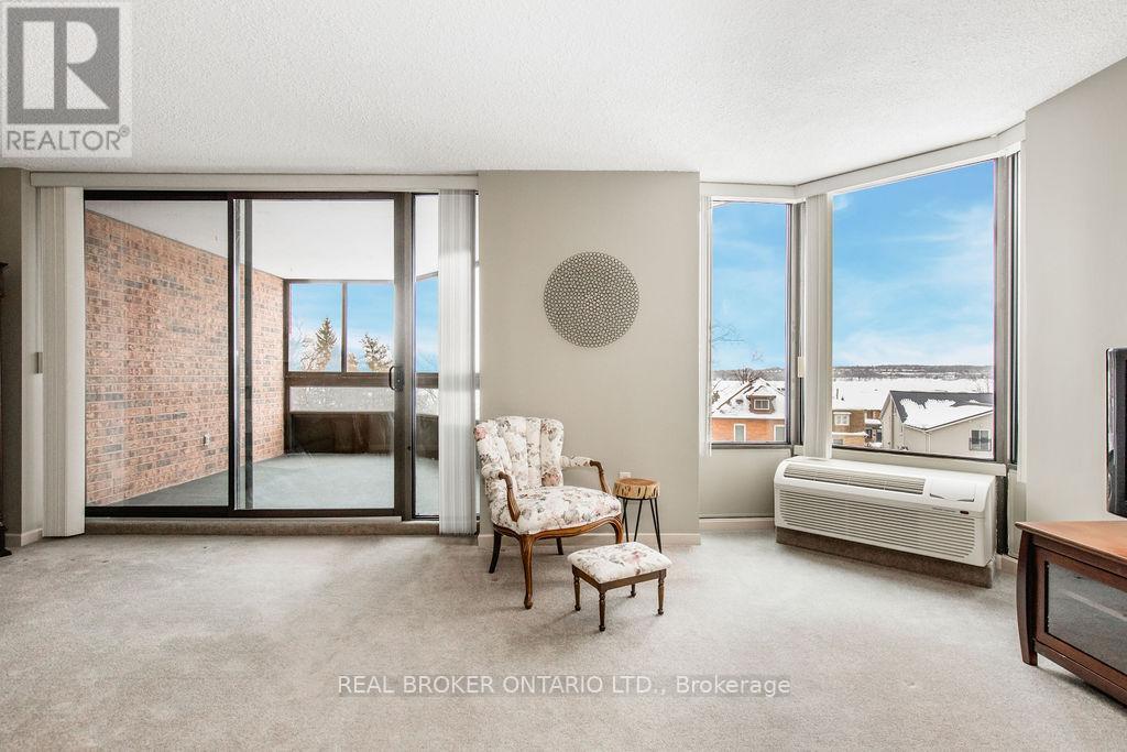 208 - 181 Collier Street, Barrie, Ontario  L4M 5L6 - Photo 28 - S12838090