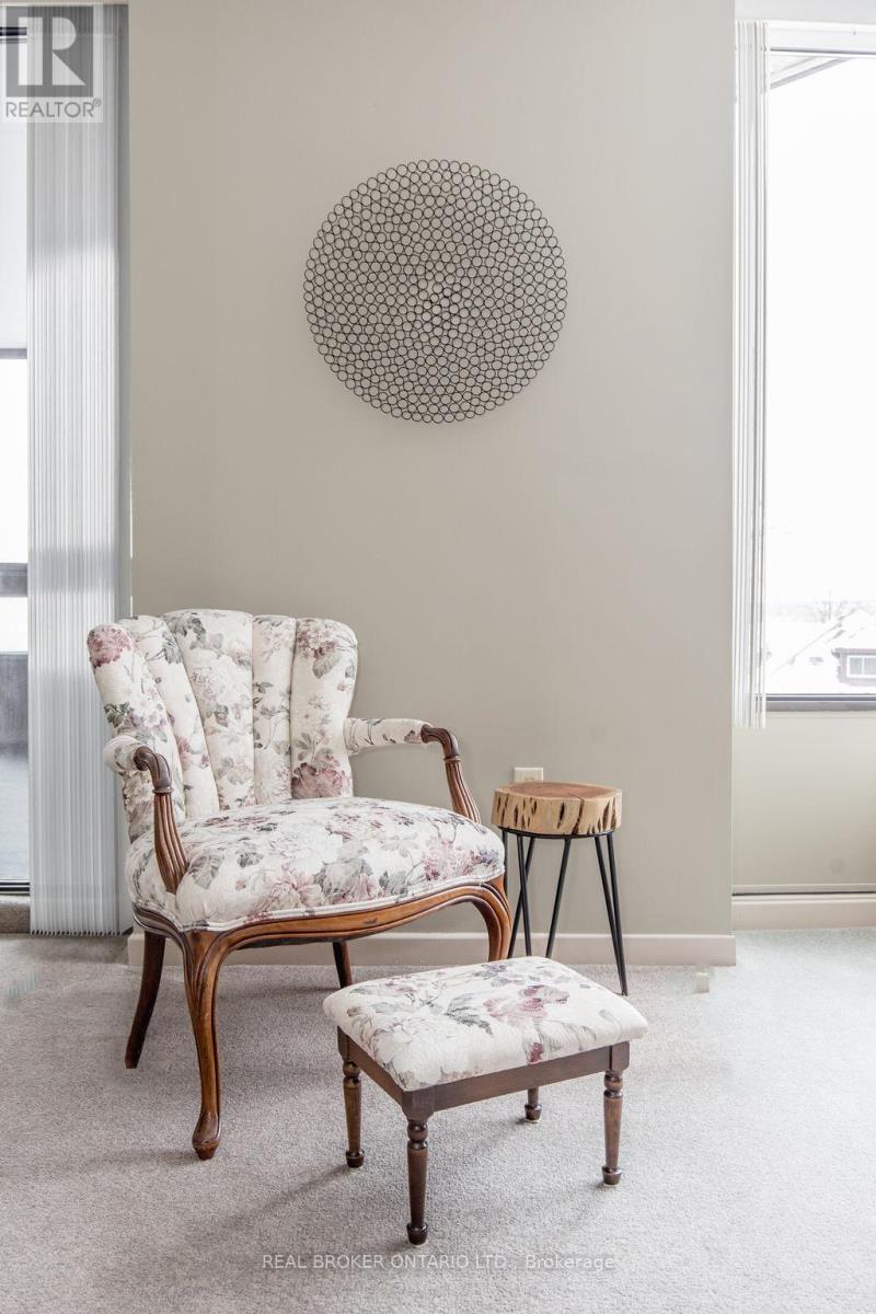 208 - 181 Collier Street, Barrie, Ontario  L4M 5L6 - Photo 30 - S12838090