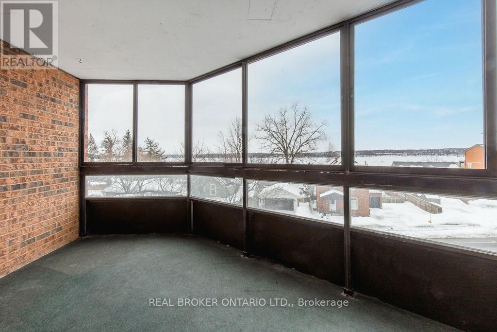 208 - 181 Collier Street, Barrie, Ontario  L4M 5L6 - Photo 31 - S12838090