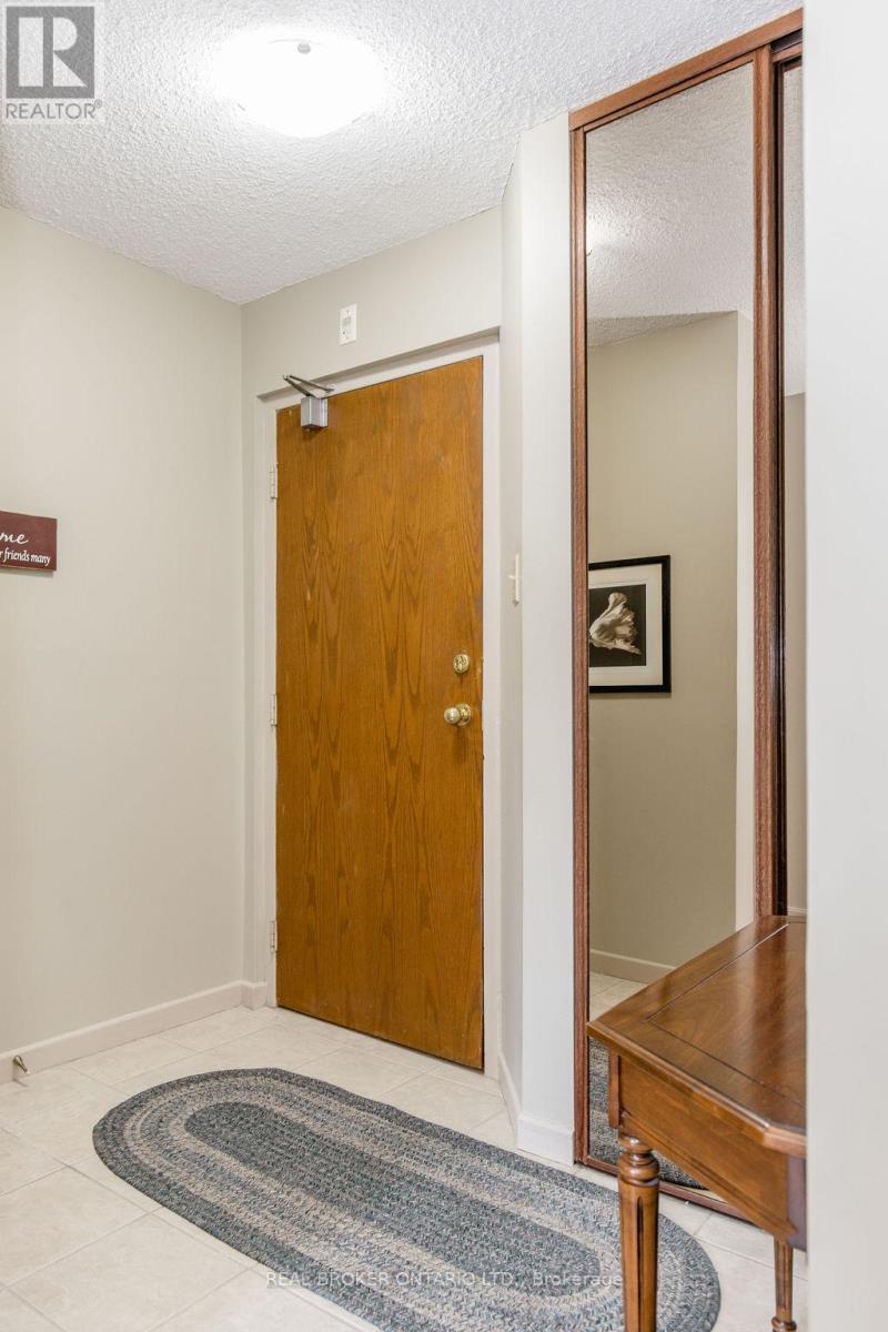 208 - 181 Collier Street, Barrie, Ontario  L4M 5L6 - Photo 6 - S12838090