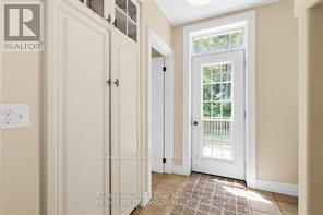 1407 Flos 8 Road W, Springwater, Ontario  L0L 1P0 - Photo 14 - S12838102