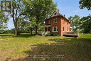 1407 Flos 8 Road W, Springwater, Ontario  L0L 1P0 - Photo 2 - S12838102