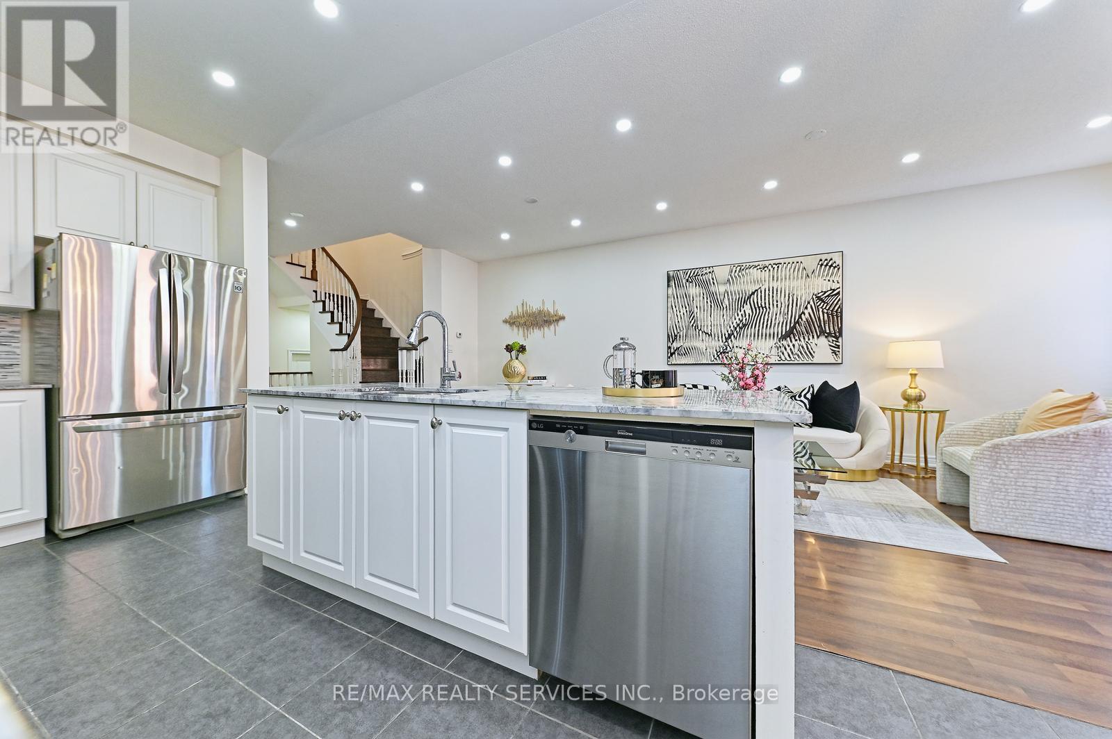 83 Kempenfelt Trail, Brampton, Ontario  L7A 0Z9 - Photo 18 - W12837964