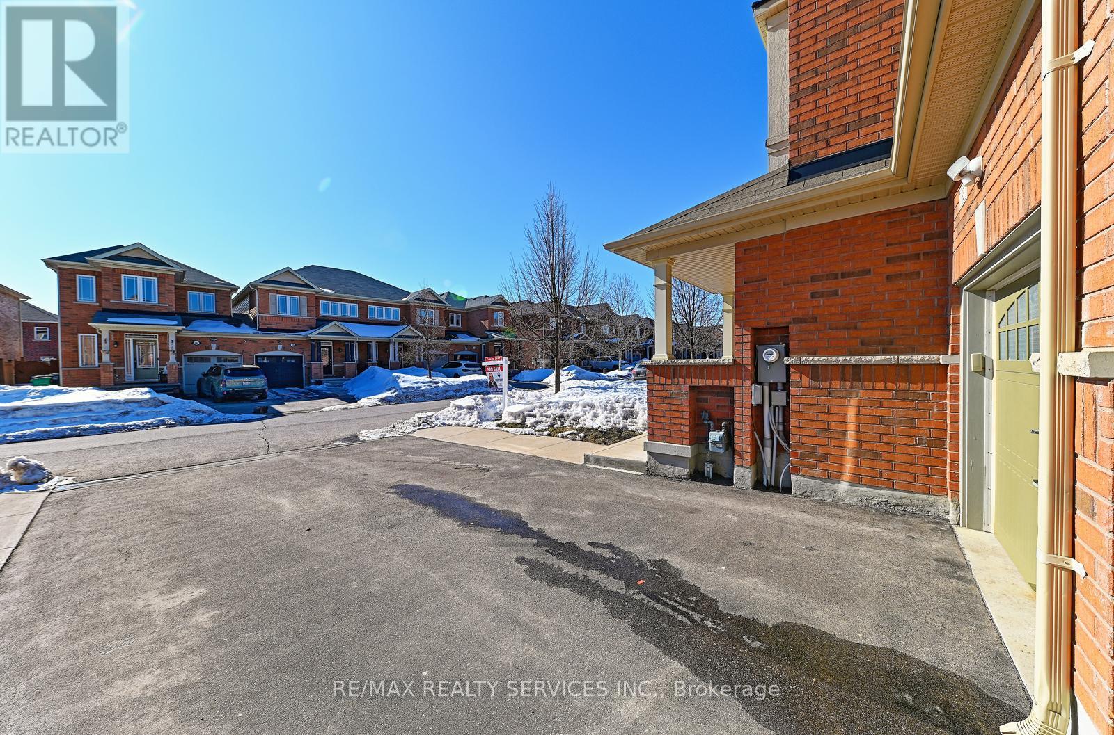 83 Kempenfelt Trail, Brampton, Ontario  L7A 0Z9 - Photo 42 - W12837964