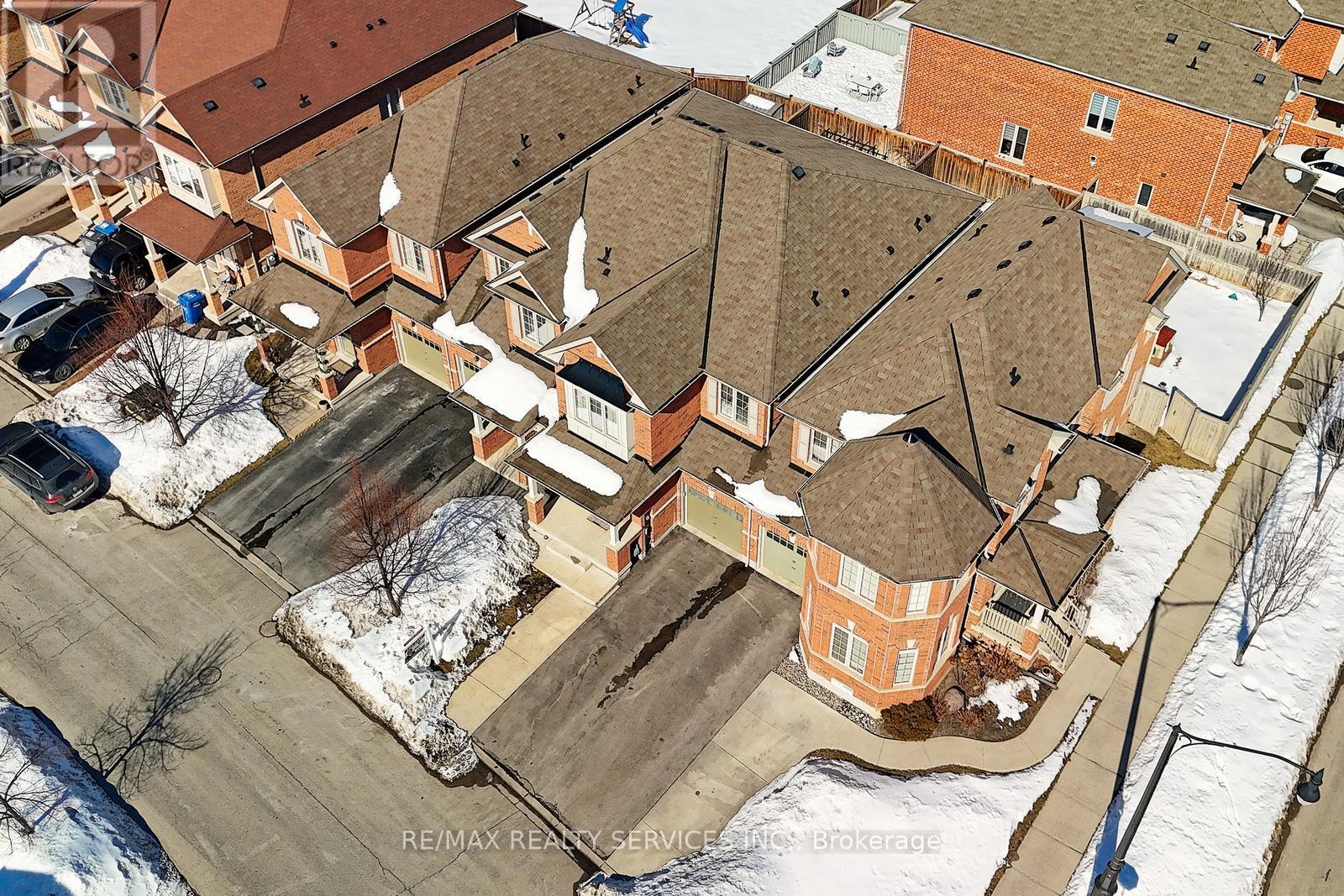 83 Kempenfelt Trail, Brampton, Ontario  L7A 0Z9 - Photo 45 - W12837964