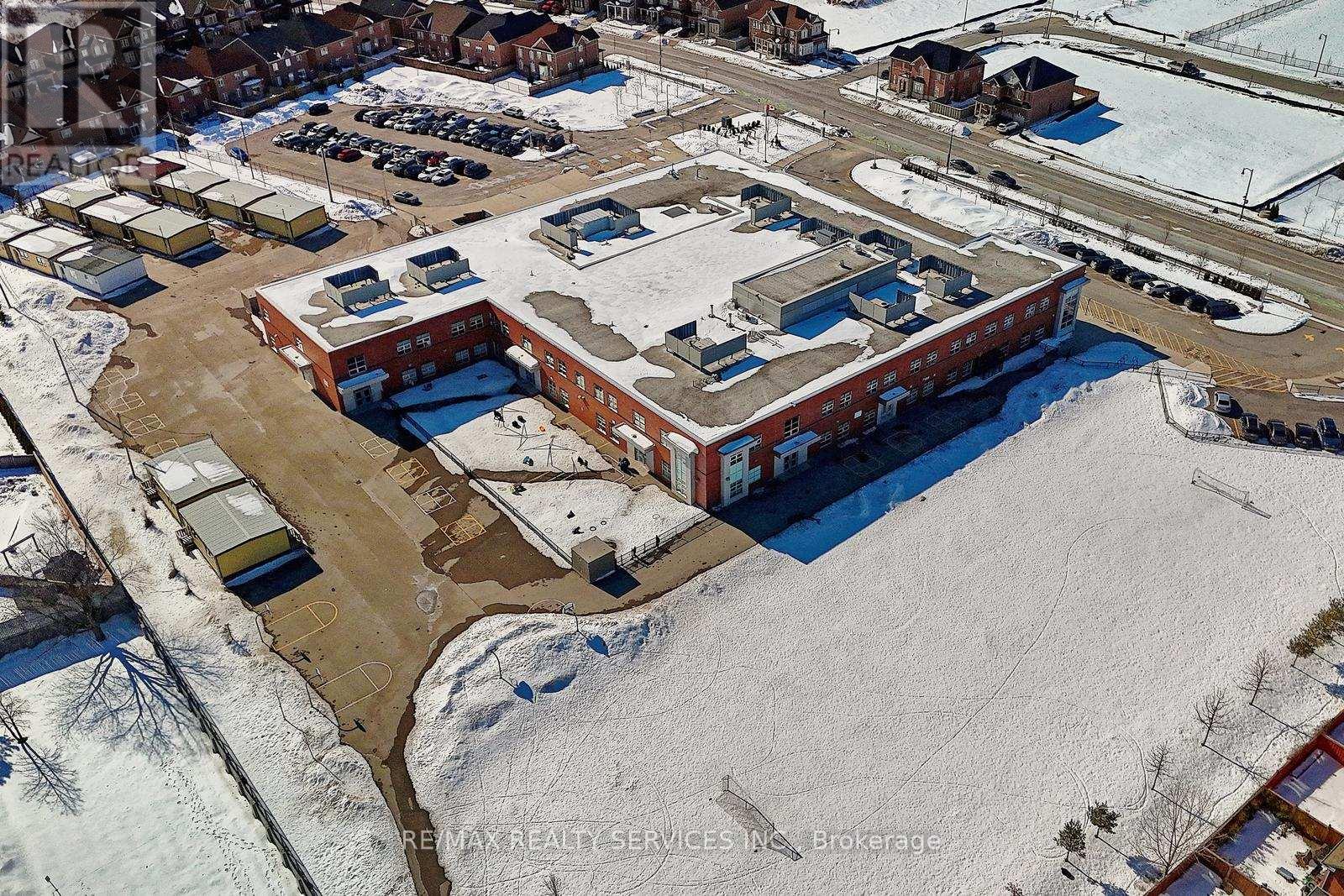 83 Kempenfelt Trail, Brampton, Ontario  L7A 0Z9 - Photo 48 - W12837964