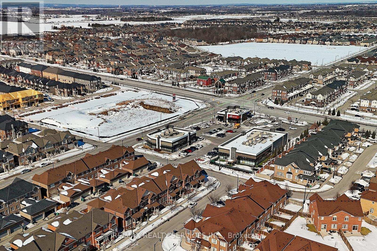 83 Kempenfelt Trail, Brampton, Ontario  L7A 0Z9 - Photo 49 - W12837964