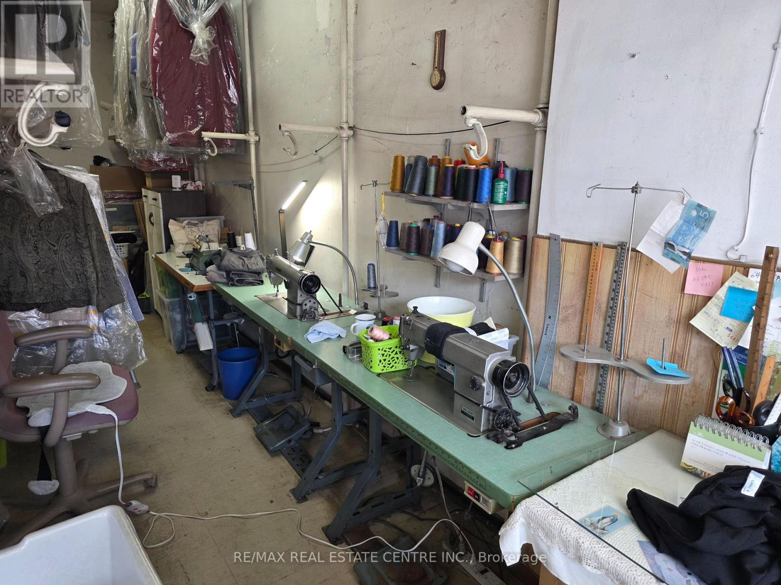 262 Jane Street, Toronto, Ontario  M6S 3Z2 - Photo 12 - W12837978