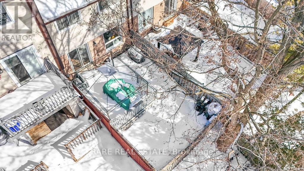 45 Fanshawe Drive, Brampton, Ontario  L6Z 1A7 - Photo 43 - W12838050