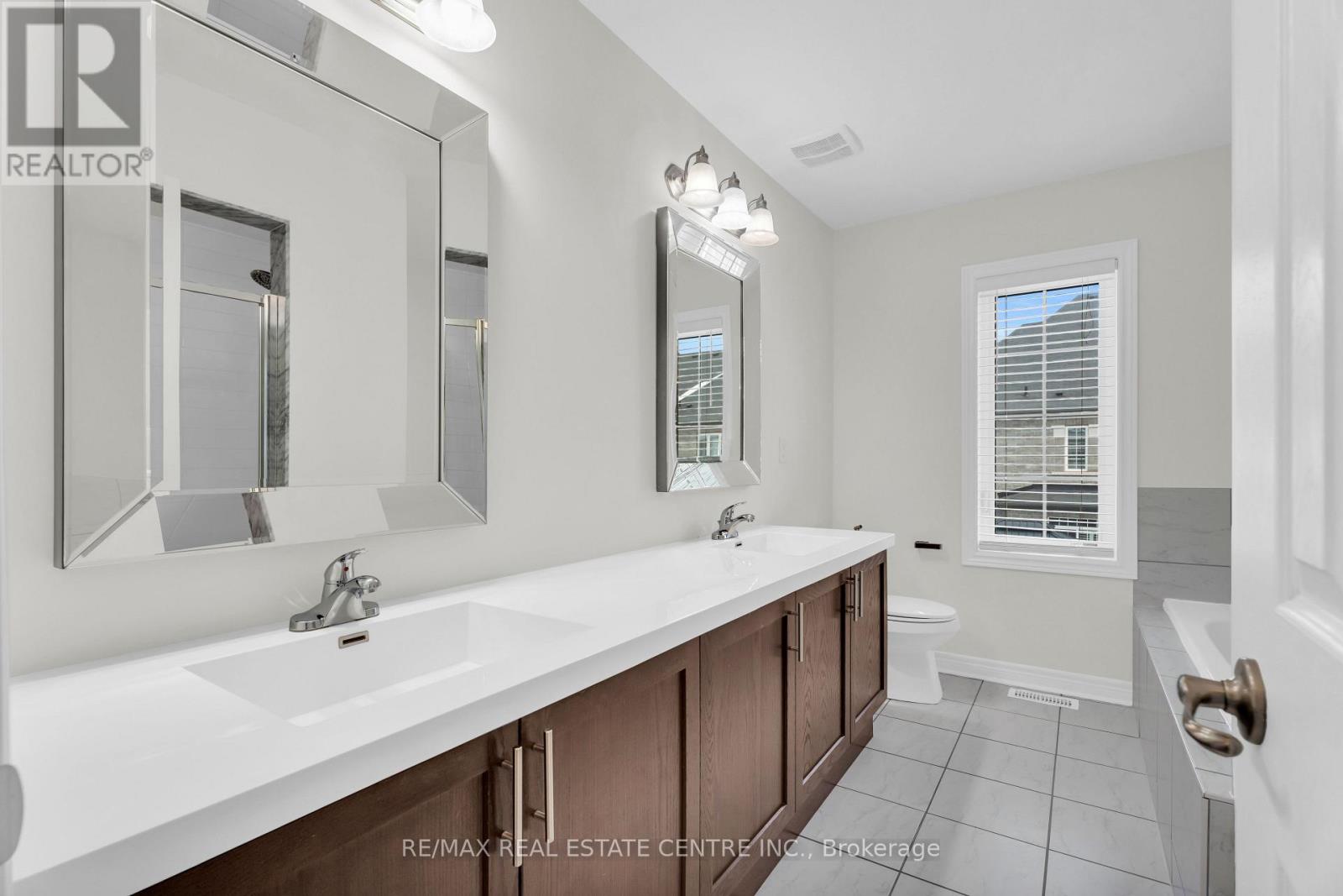 1 Perdita Road, Brampton, Ontario  L6Y 6B1 - Photo 33 - W12838058