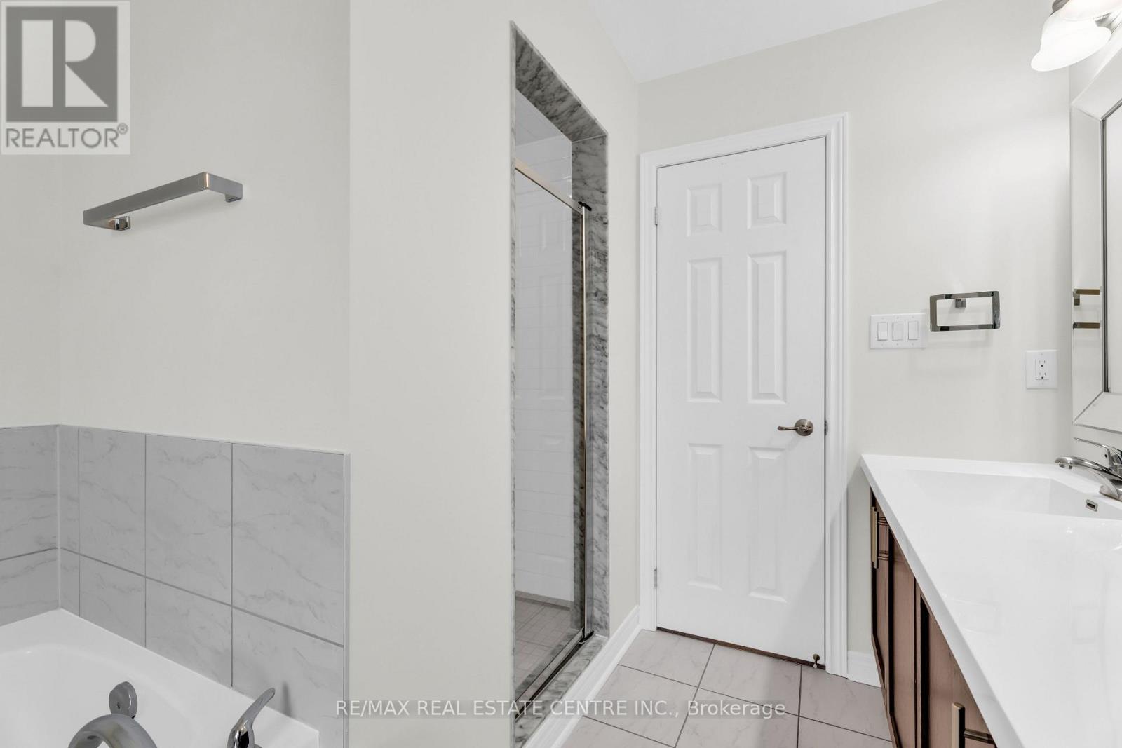 1 Perdita Road, Brampton, Ontario  L6Y 6B1 - Photo 34 - W12838058