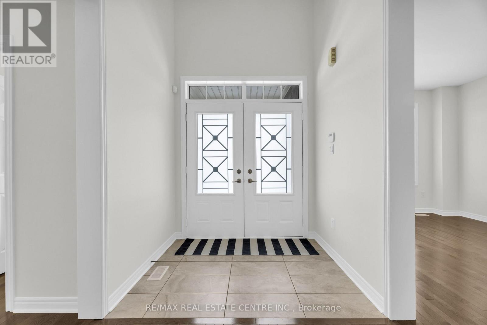 1 Perdita Road, Brampton, Ontario  L6Y 6B1 - Photo 5 - W12838058