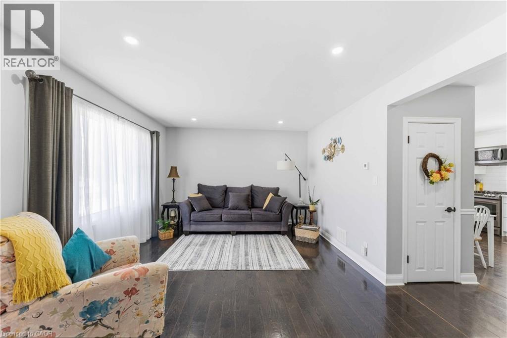 6122 Burdette Drive E, Niagara Falls, Ontario  L2E 5G7 - Photo 4 - 40809018