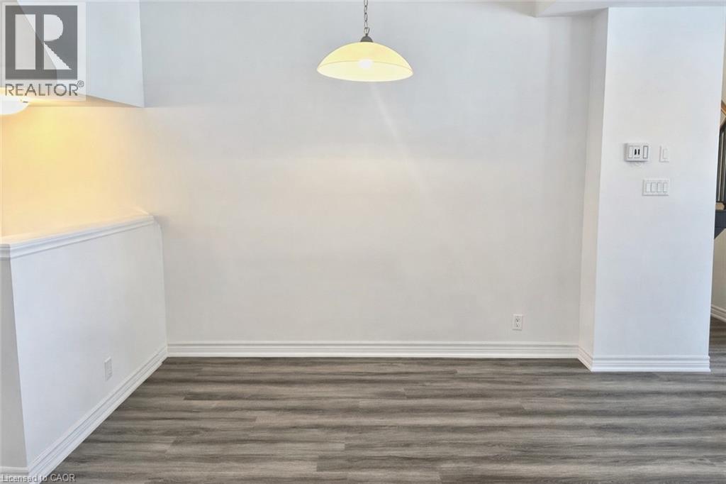 461 Blackburn Drive Unit# 22, Brantford, Ontario  N3T 0W9 - Photo 10 - 40808476