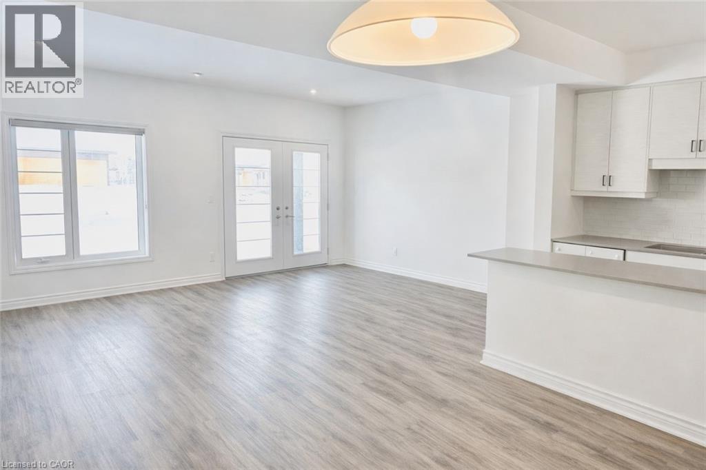 461 Blackburn Drive Unit# 22, Brantford, Ontario  N3T 0W9 - Photo 6 - 40808476