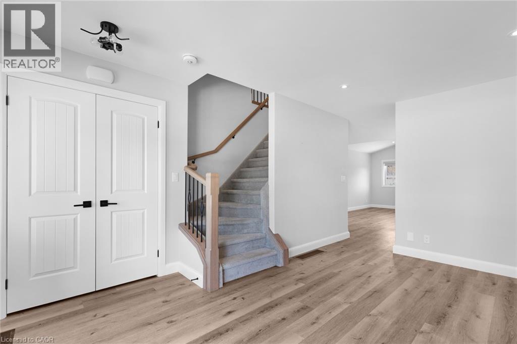 822 Main Street, Port Dover, Ontario  N0A 1N0 - Photo 11 - 40808201