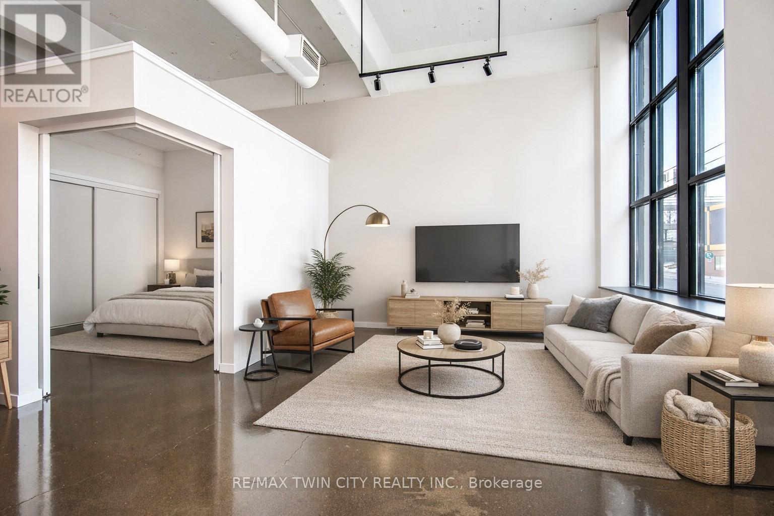 104 - 410 King Street W, Kitchener, Ontario  N2G 1C3 - Photo 1 - X12837934