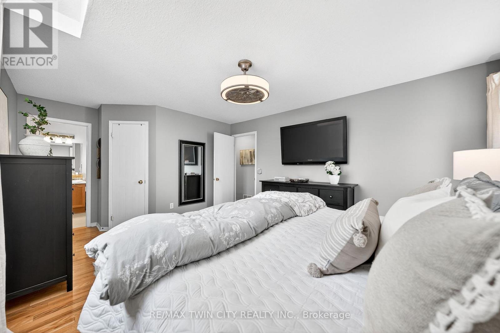 100 Hay Crescent, Cambridge, Ontario  N1P 1H7 - Photo 24 - X12837972