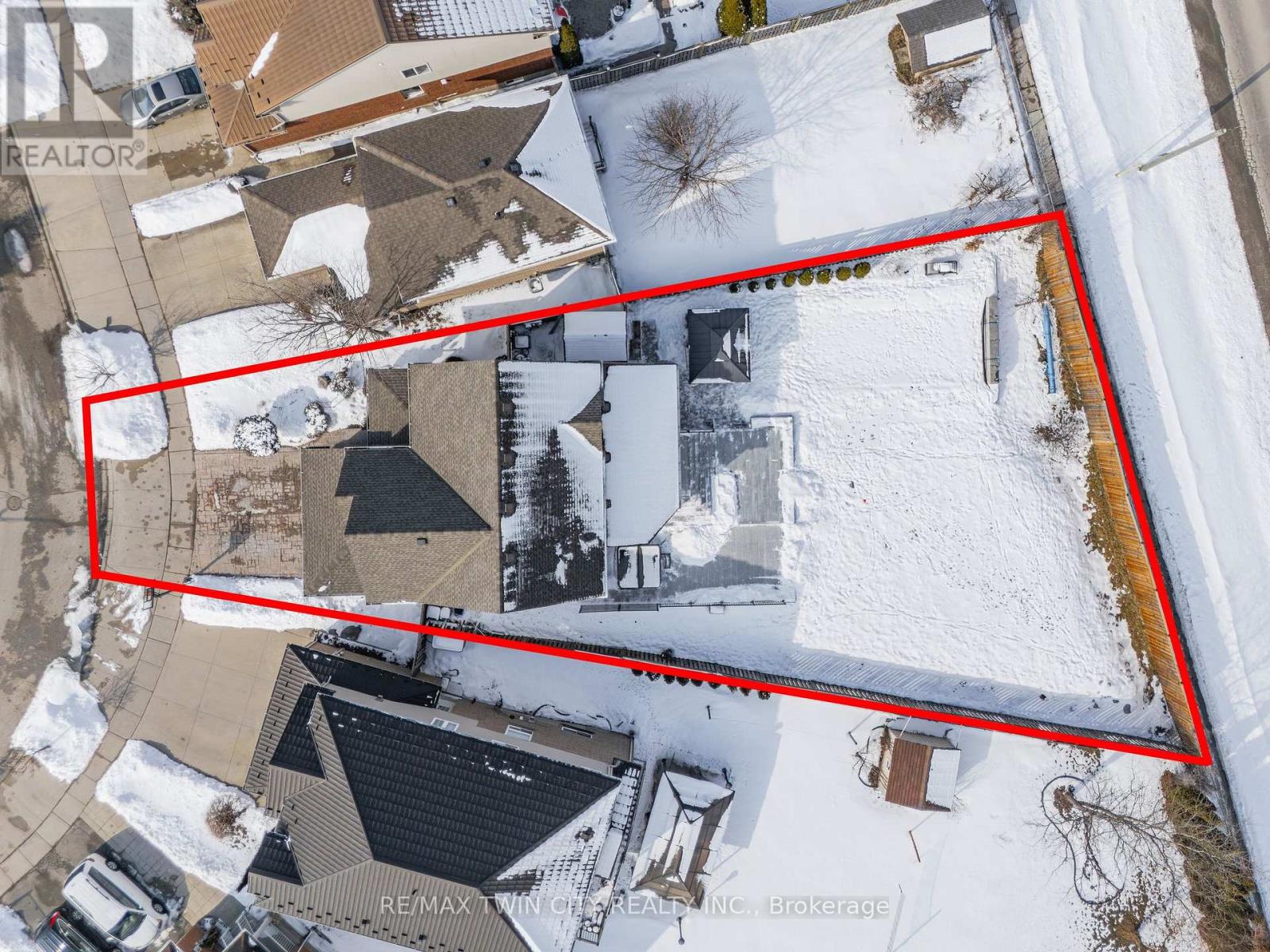 100 Hay Crescent, Cambridge, Ontario  N1P 1H7 - Photo 45 - X12837972