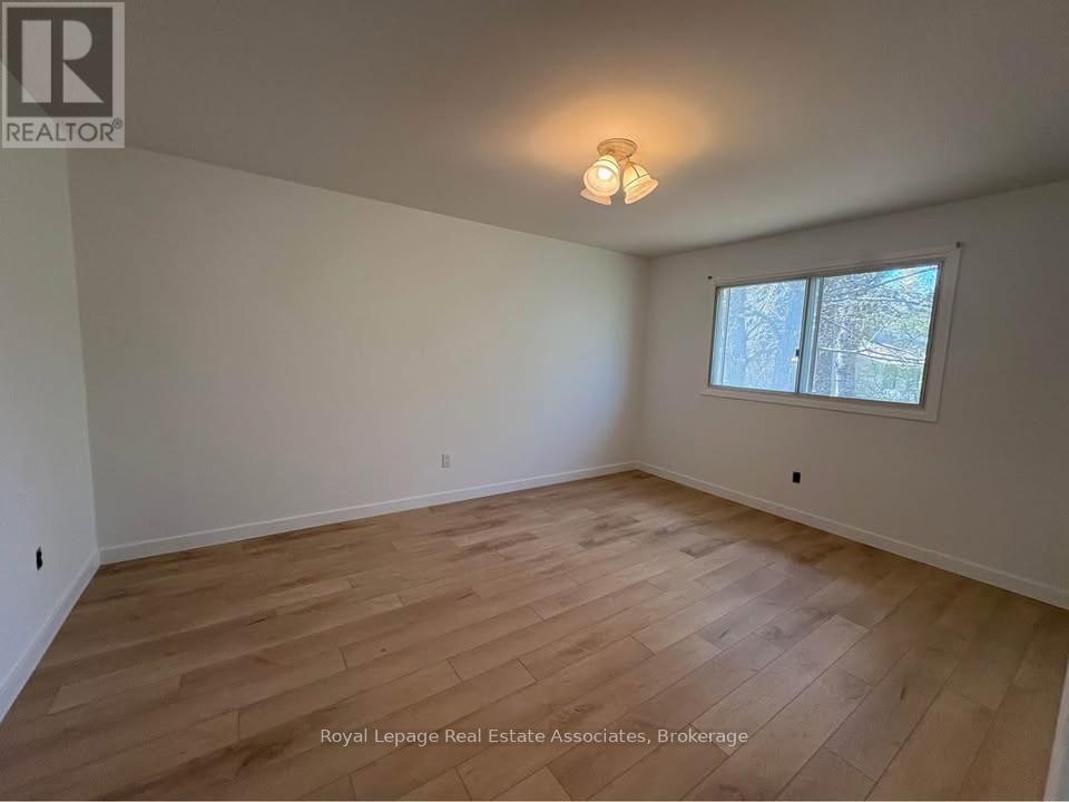 312 Pineview Gardens, Shelburne, Ontario  L9V 3A2 - Photo 6 - X12838038